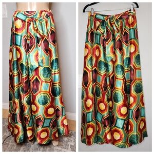 Her Destiny Satin Pull On Full Skirt Size Medium Retro Geo Yellow Red Green